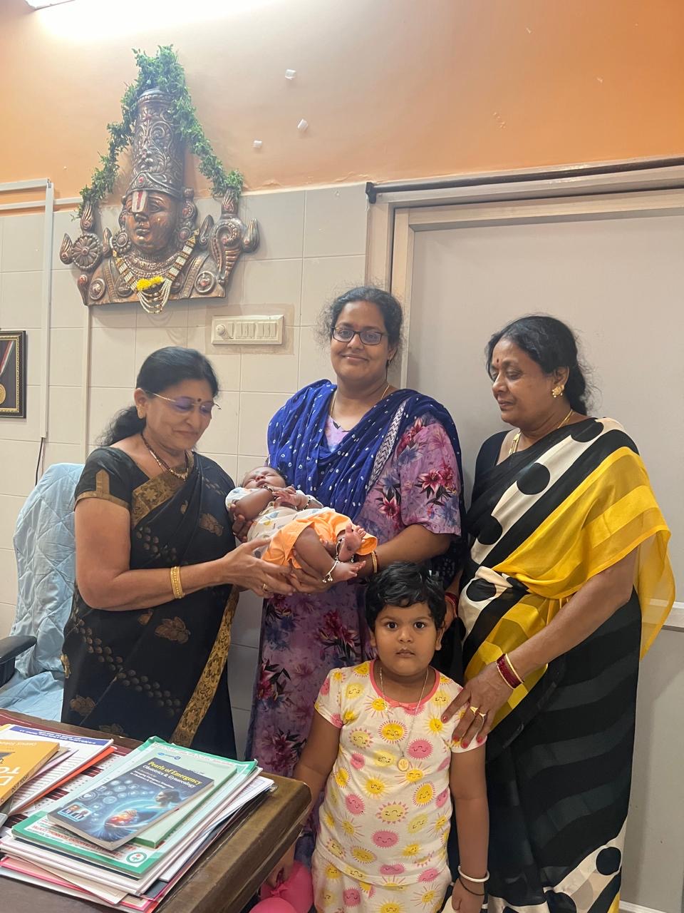Dr. Raya Asalatha with new born baby & mother
